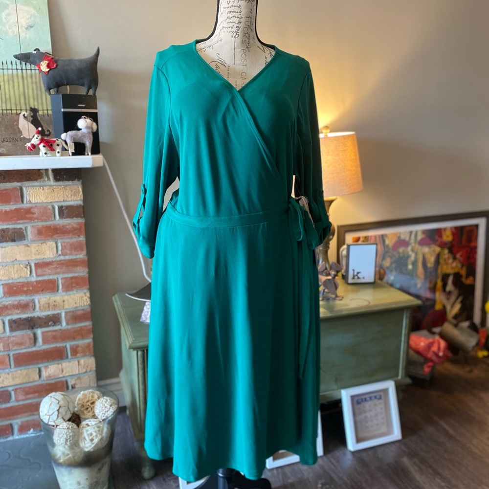 PLUS NWT ModCloth Sz 3X MIDI Kelly Green Wrap Dress